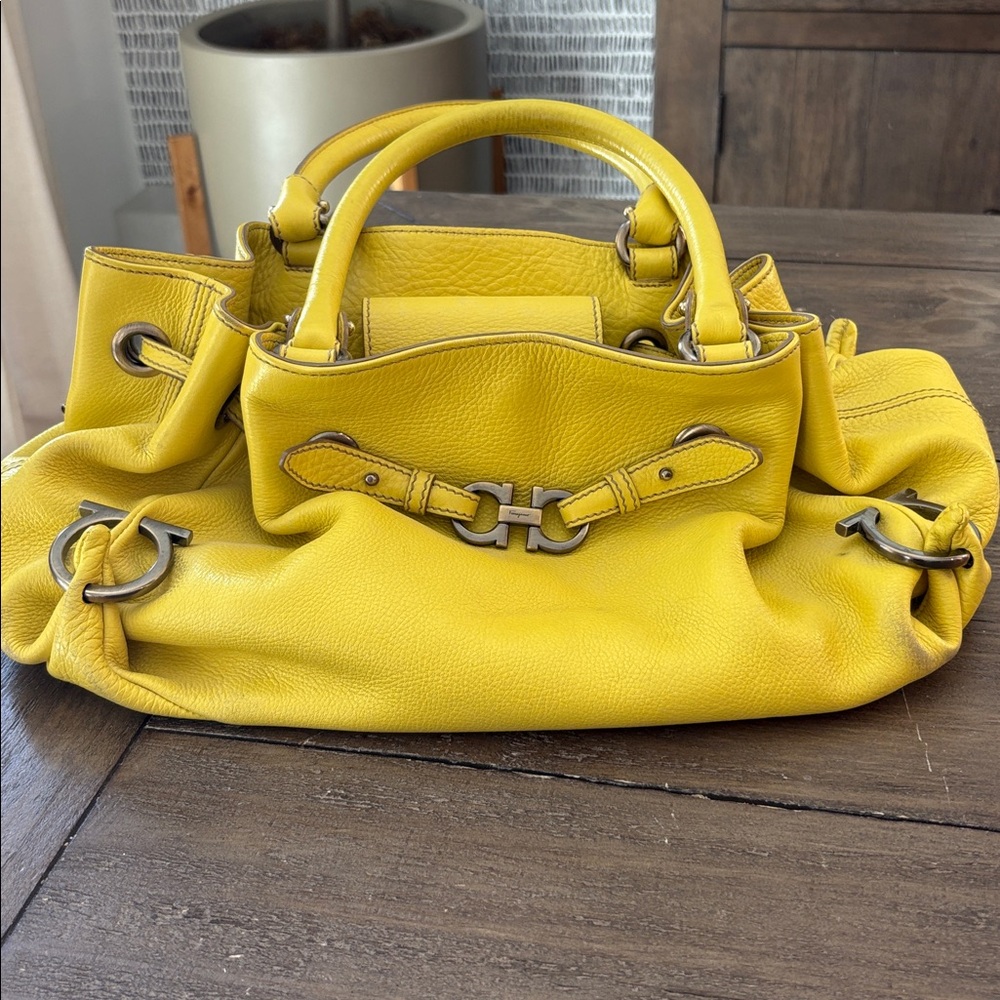 Ferragammo - Picture 4 of 9